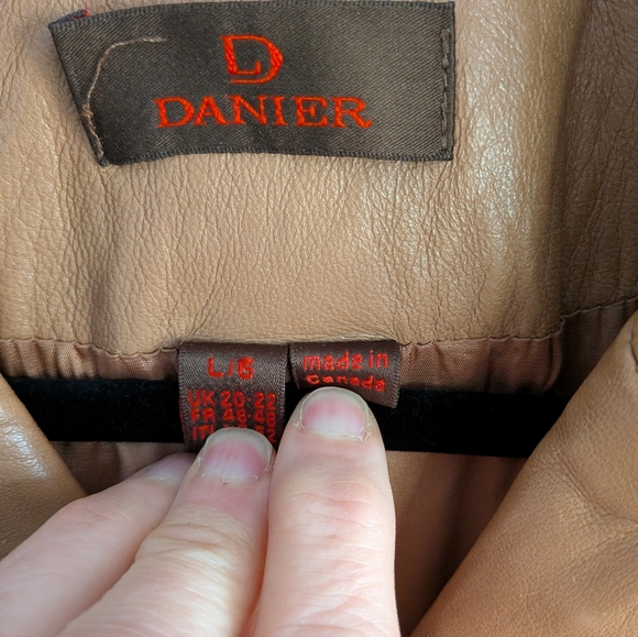Vintage Danier Made in Canada Genuine Soft Leather Longline Blazer L - Picture 3 of 7
